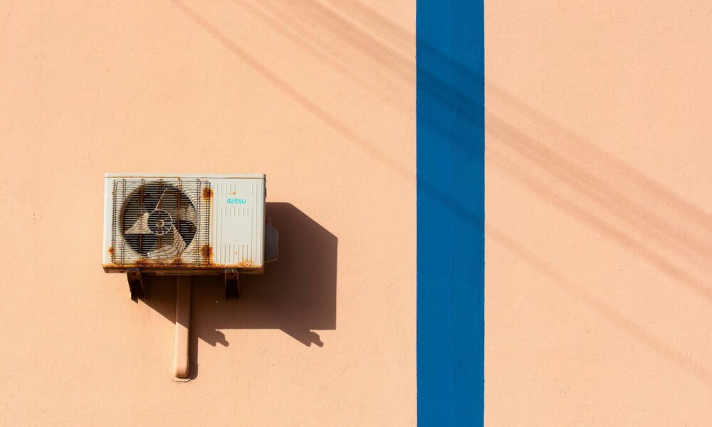 old-air-conditioner-on-a-wall