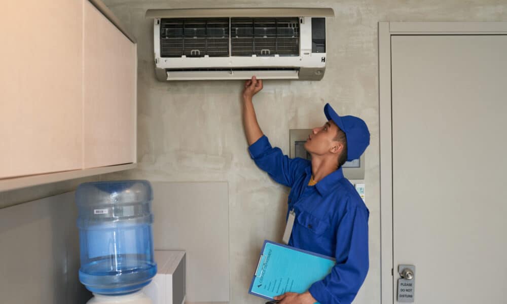 AC